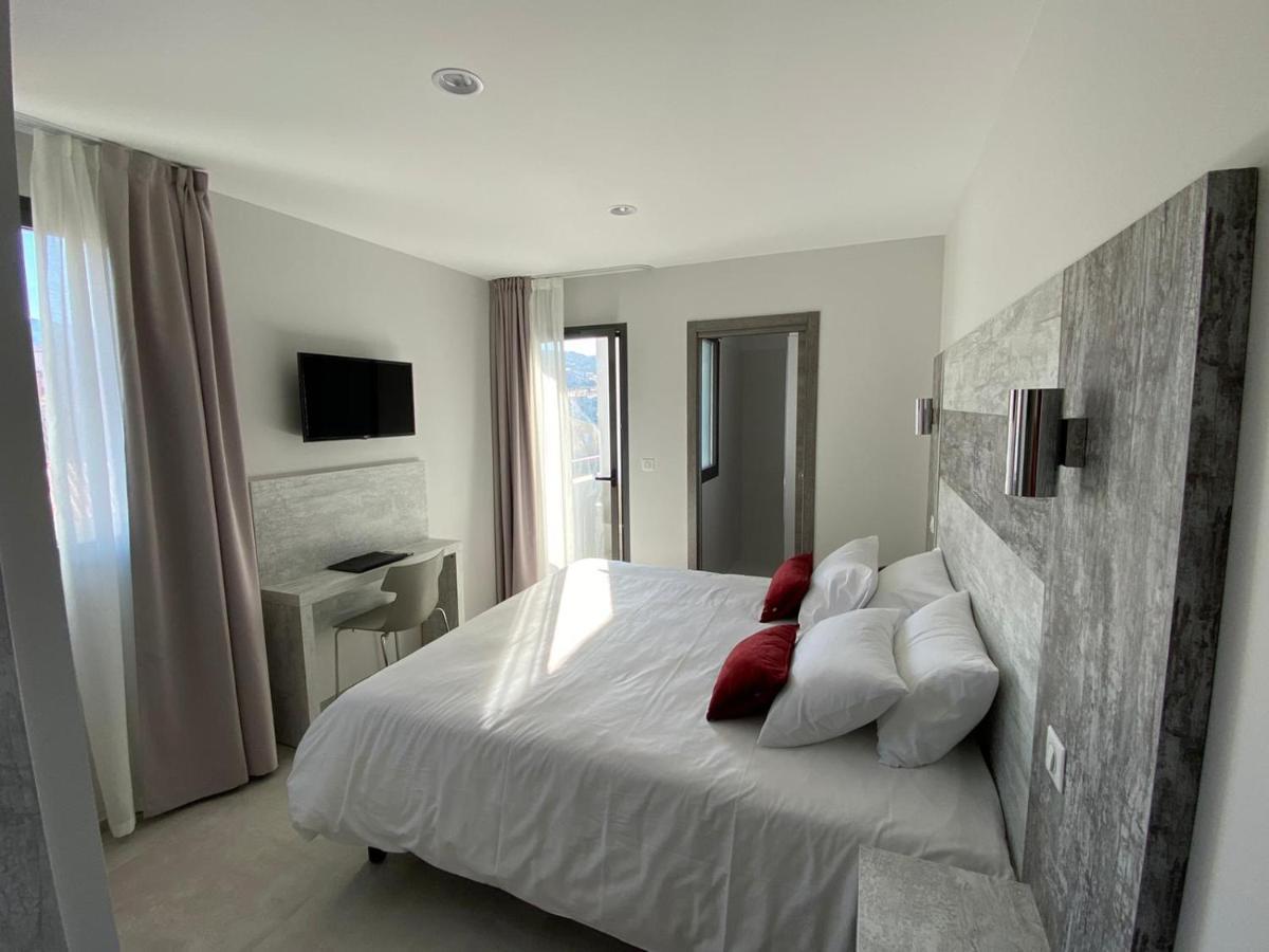 Hotel L'Isula Marina L'Ile-Rousse  Bagian luar foto